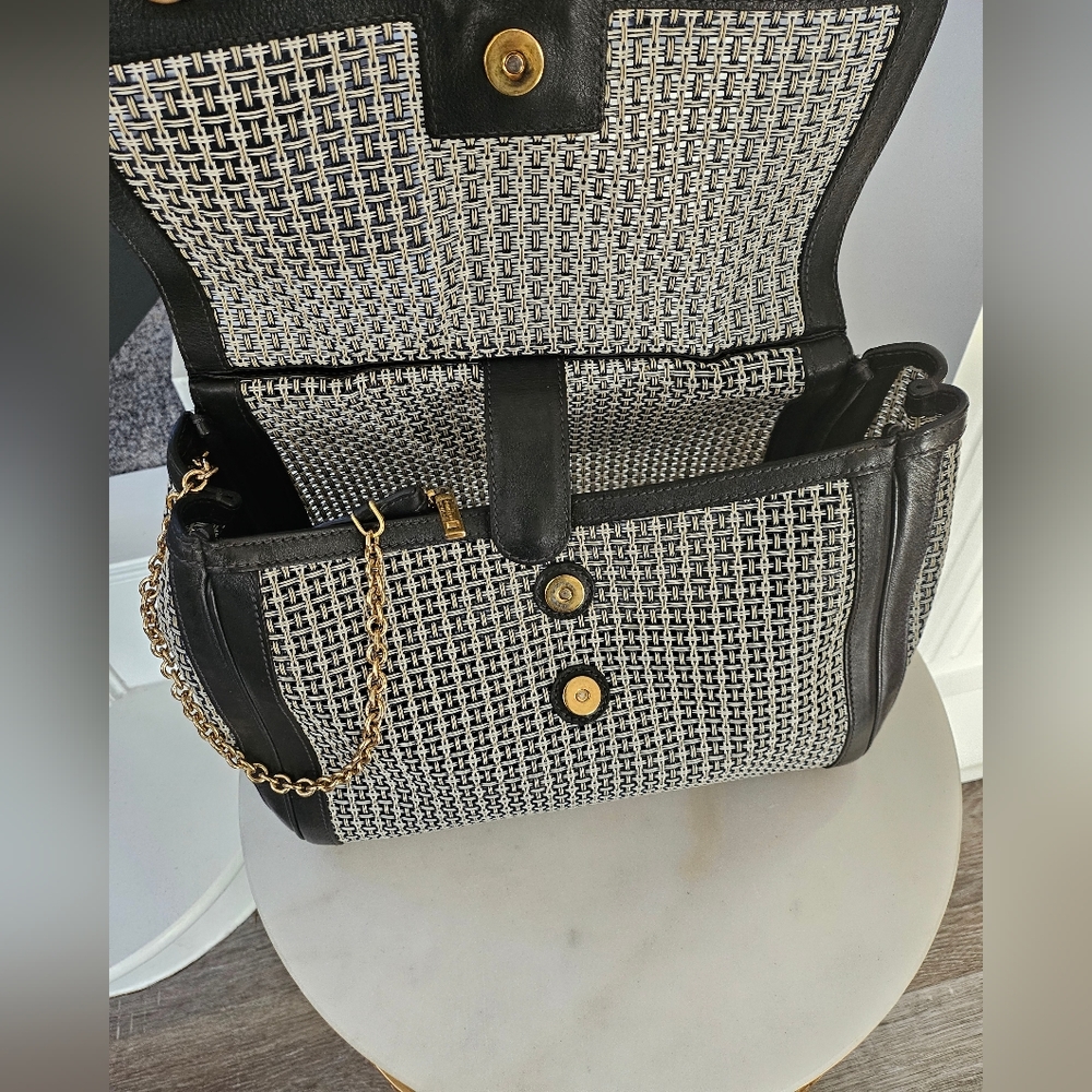 Dolce & Gabbana Black & White Large Sicily Woven Top Handle Bag - Picture 12 of 15